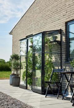 Preview: Halls Anlehngewächshaus Qube Lean-to 26 1,2 m² schwarz 3 mm Sicherheitsglas