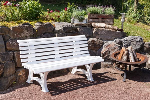 Gartenbank, Parkbank Bank 3 Sitzer stabile Kunststoffbank, weiß, 150 cm Sitzbank